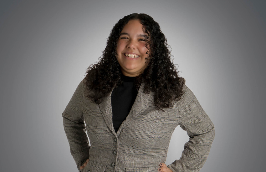 sophia luzum headshot 2025