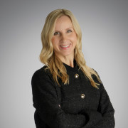 Jennifer Lamprecht headshot 2026
