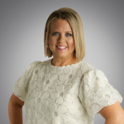 Jenny Bouwens headshot 2026